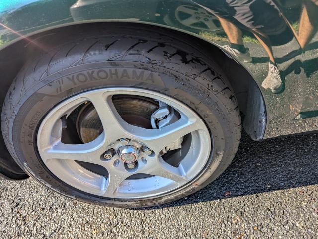 Photo of 2002 Green Toyota MR2