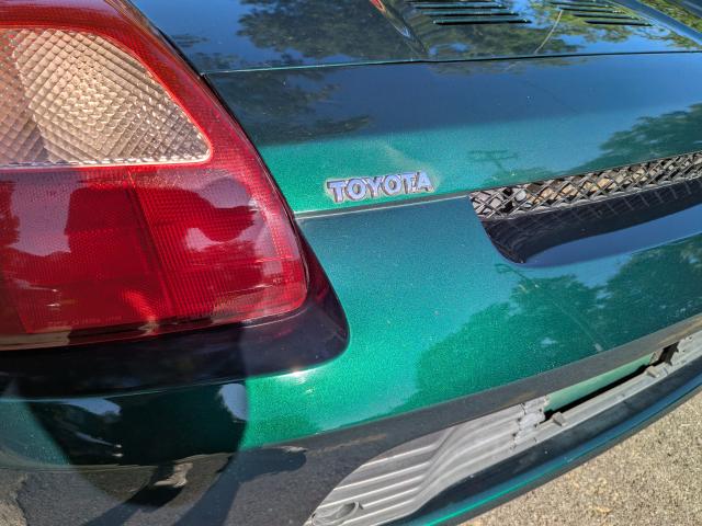 Photo of 2002 Green Toyota MR2