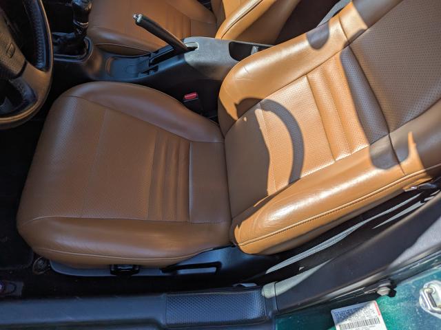 Photo of 2002 Green Toyota MR2