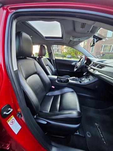 Photo of 2012 Red Lexus CT 200h