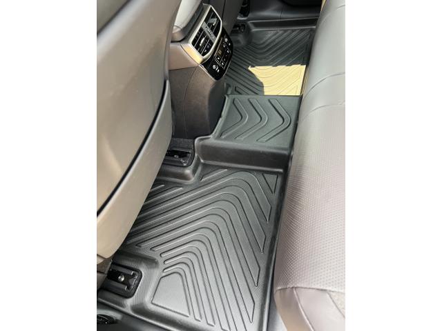 Photo of 2024 Gray Lexus RX 350h