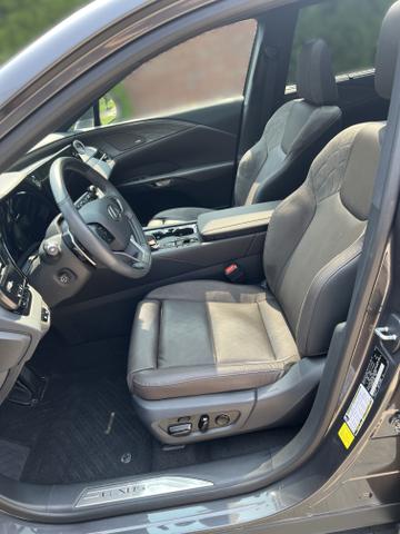 Photo of 2024 Gray Lexus RX 350h