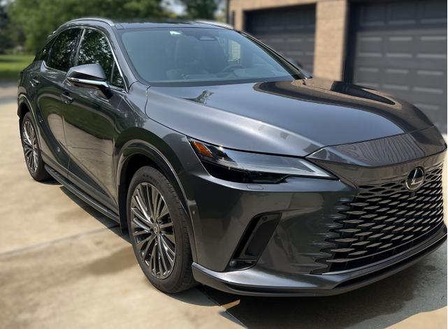 Photo of 2024 Gray Lexus RX 350h