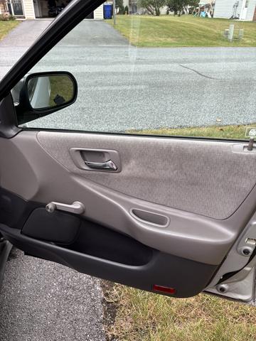 Photo of 2002 Silver Honda Accord