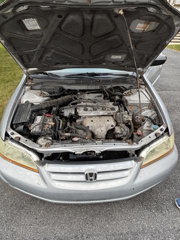 Photo of 2002 Silver Honda Accord