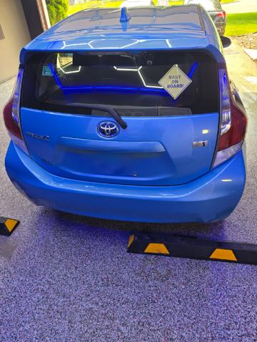 Photo of 2015 Blue Toyota Prius c