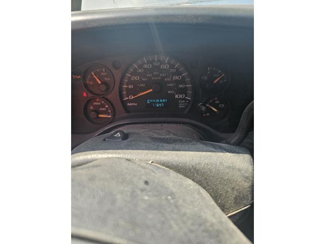 Photo of 2006 White Chevrolet Express 2500