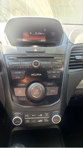 Photo of 2018 White Acura RDX
