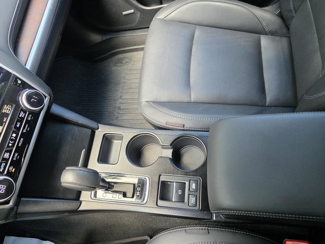 Photo of 2019 Gray Subaru Outback