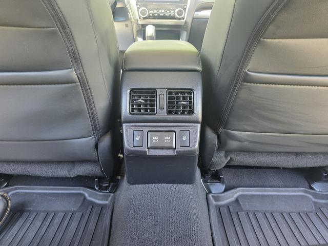 Photo of 2019 Gray Subaru Outback