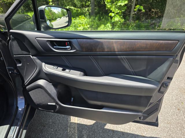 Photo of 2019 Gray Subaru Outback