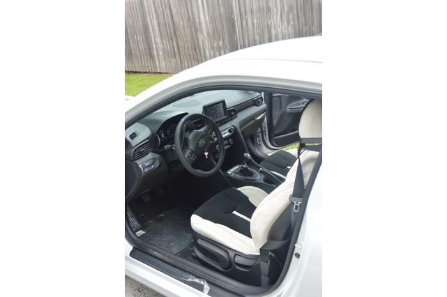 Photo of 2020 White Hyundai Veloster