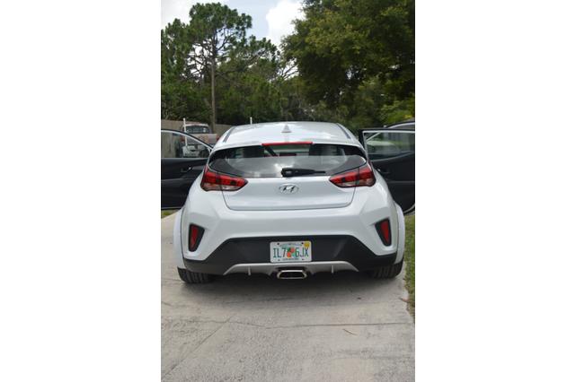 Photo of 2020 White Hyundai Veloster