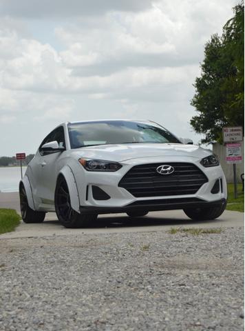 Photo of 2020 White Hyundai Veloster