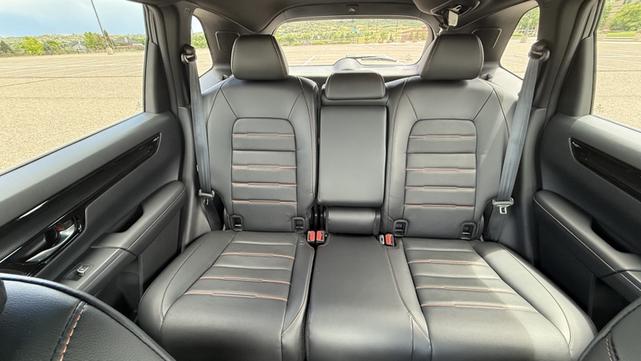 Photo of 2023 Gray Honda CR-V Hybrid
