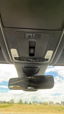Photo of 2023 Gray Honda CR-V Hybrid