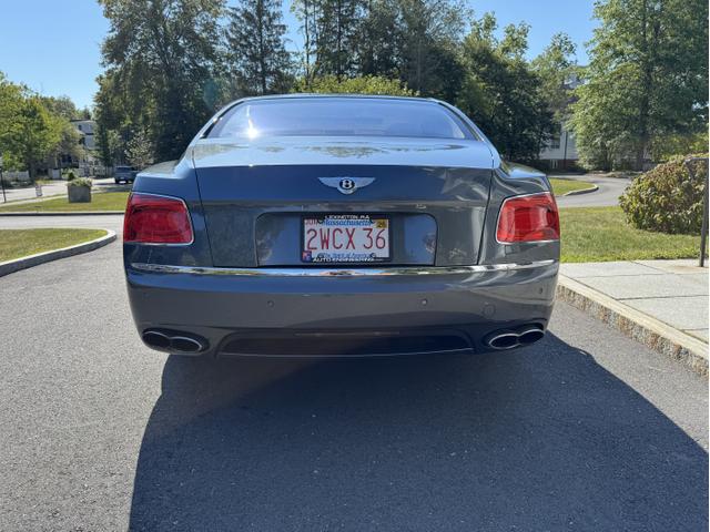 Photo of 2015 Silver Bentley Flying Spur