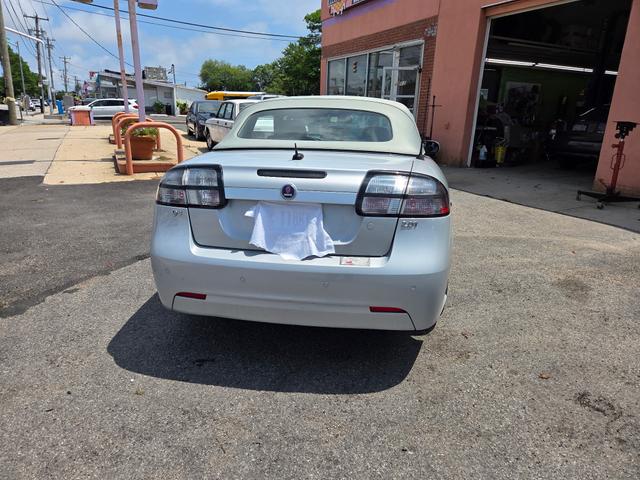 Photo of 2009 Silver Saab 9-3