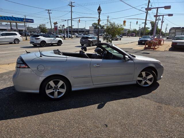 Photo of 2009 Silver Saab 9-3