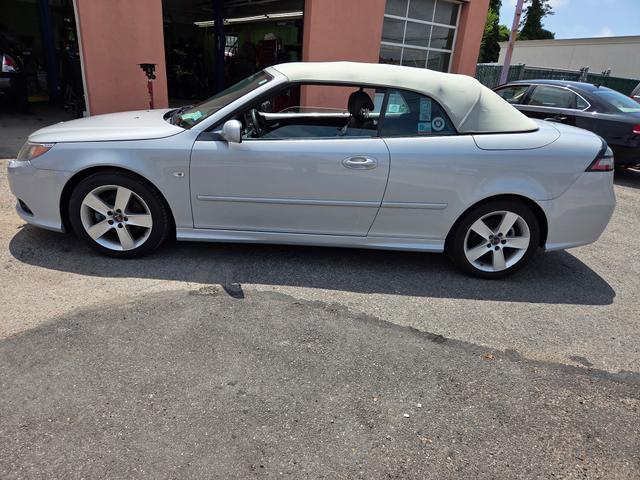 Photo of 2009 Silver Saab 9-3