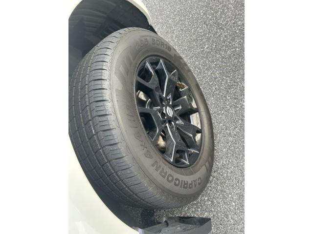 Photo of 2021 White Nissan Frontier