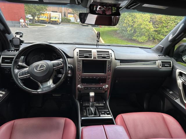 Photo of 2020 Silver Lexus GX 460