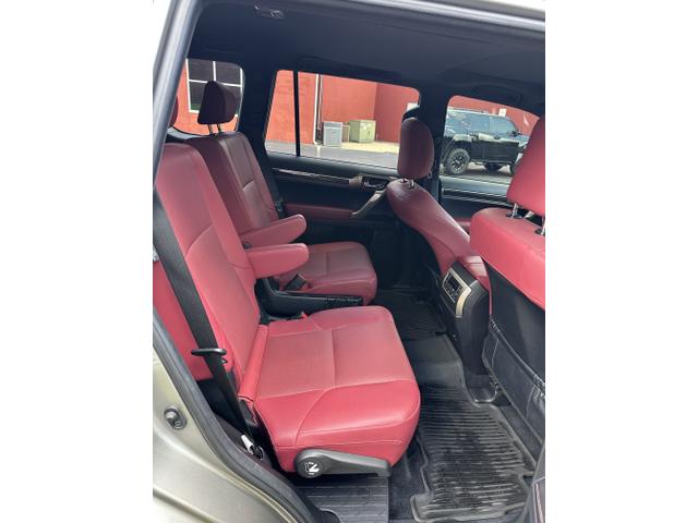 Photo of 2020 Silver Lexus GX 460