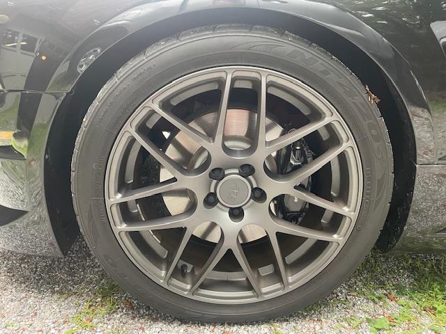 Photo of 2009 Black Ford Mustang