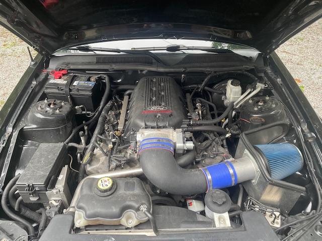 Photo of 2009 Black Ford Mustang