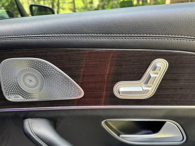 Photo of 2020 Purple Mercedes-Benz GLS 450