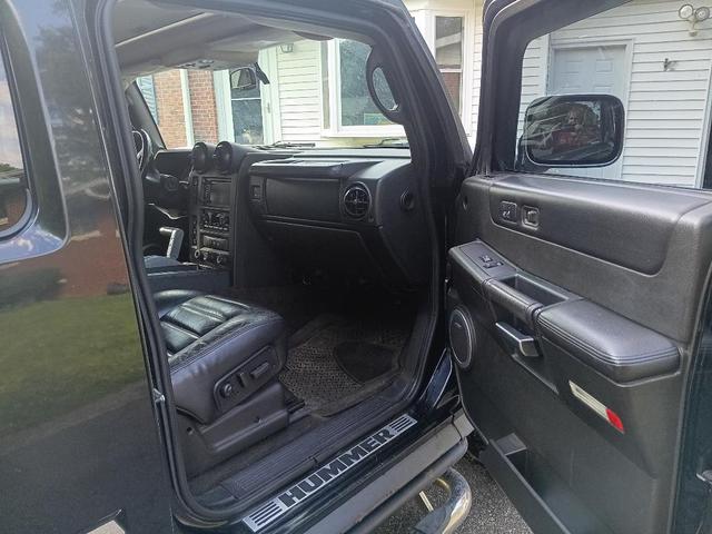 Photo of 2007 Black Hummer H2