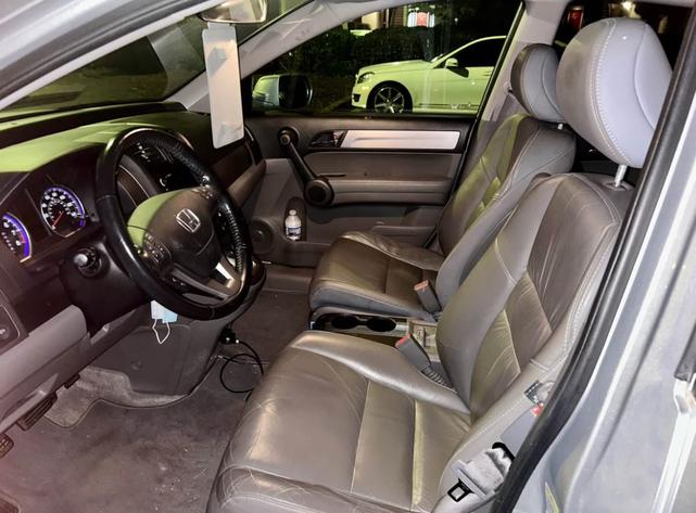 Photo of 2010 Silver Honda CR-V