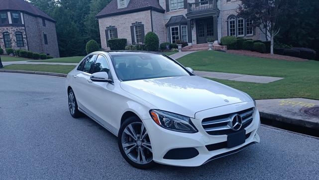 Photo of 2016 White Mercedes-Benz C-Class