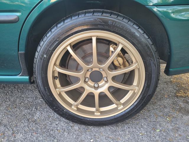 Photo of 1998 Green Subaru Impreza
