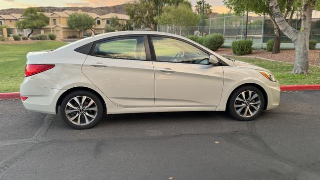 Photo of 2017 Beige Hyundai Accent