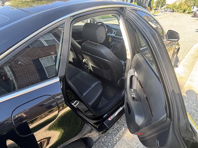 Photo of 2011 Black Audi A6