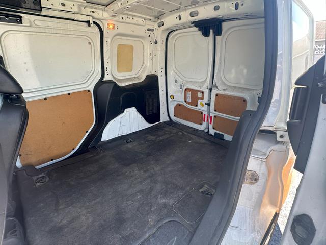 Photo of 2018 White Ford Transit Connect