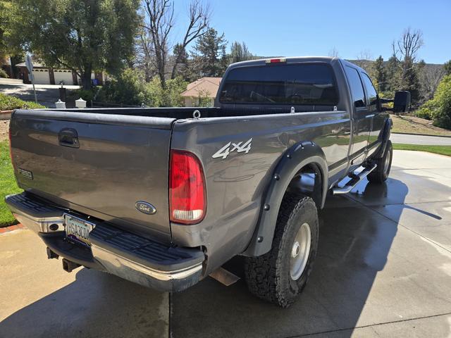 Photo of 2002 Gray Ford F-350