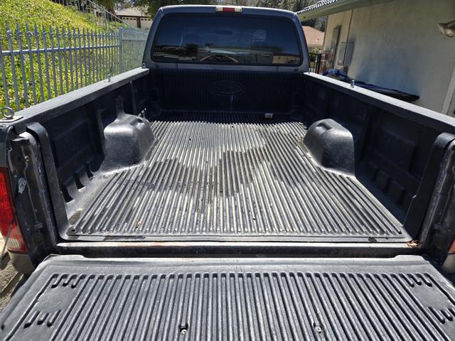 Photo of 2002 Gray Ford F-350