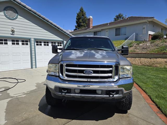 Photo of 2002 Gray Ford F-350
