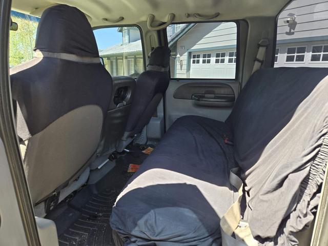 Photo of 2002 Gray Ford F-350