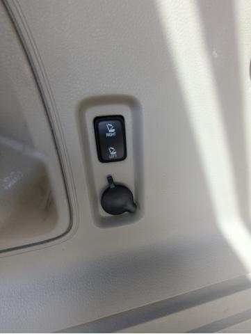 Photo of 2014 White Lincoln MKX