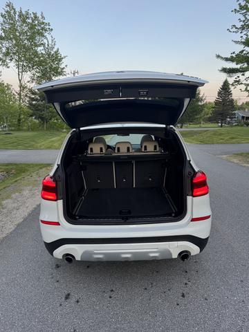 Photo of 2019 White BMW X3