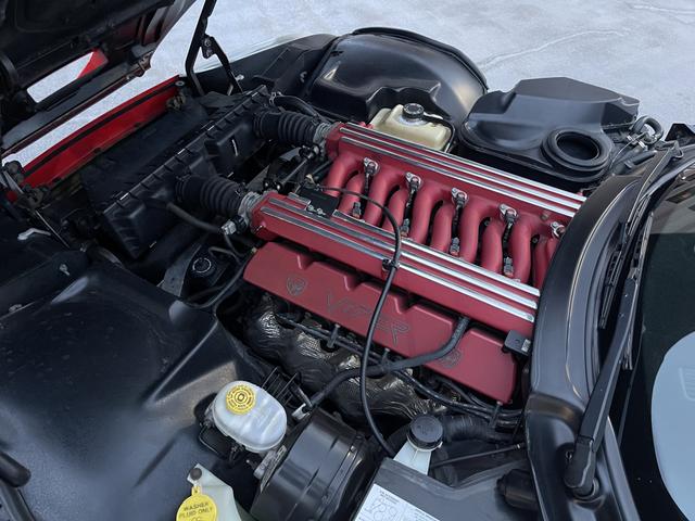 Photo of 2001 Red Dodge Viper