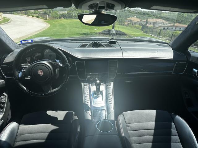 Photo of 2013 Gray Porsche Panamera