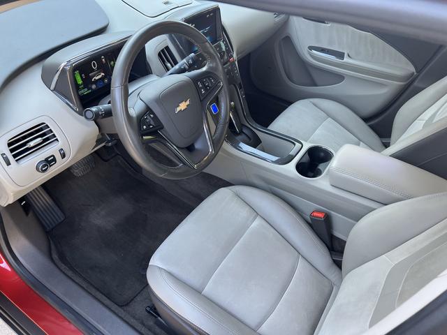 Photo of 2014 Red Chevrolet Volt