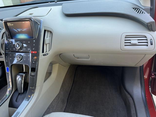 Photo of 2014 Red Chevrolet Volt