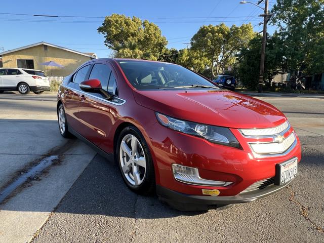 Photo of 2014 Red Chevrolet Volt