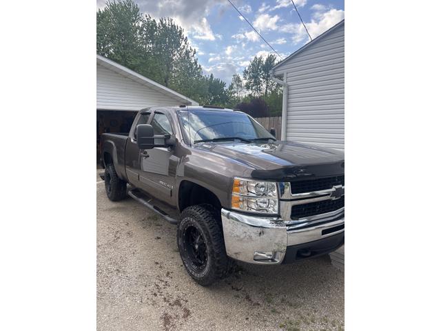 Photo of 2007 Brown Chevrolet Silverado 2500