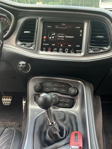 Photo of 2015 White Dodge Challenger